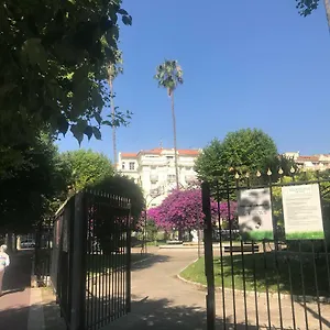  Appartement Roses & Ivy, Rue Du Congres