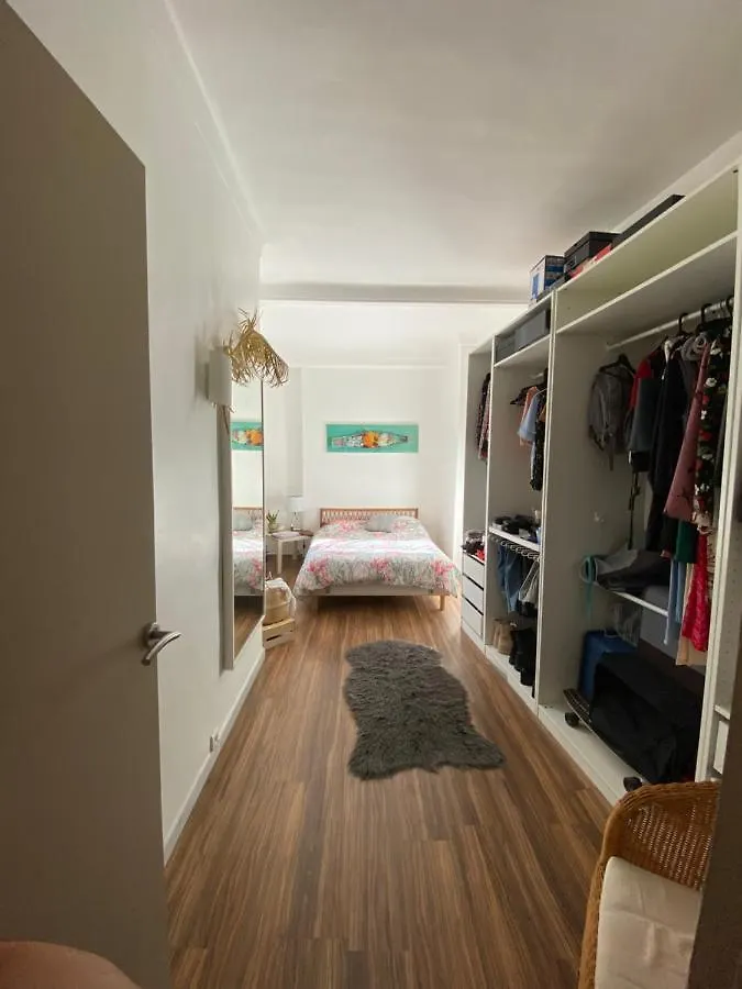 3 P 75 M2 Centre De Nice 0*,  France